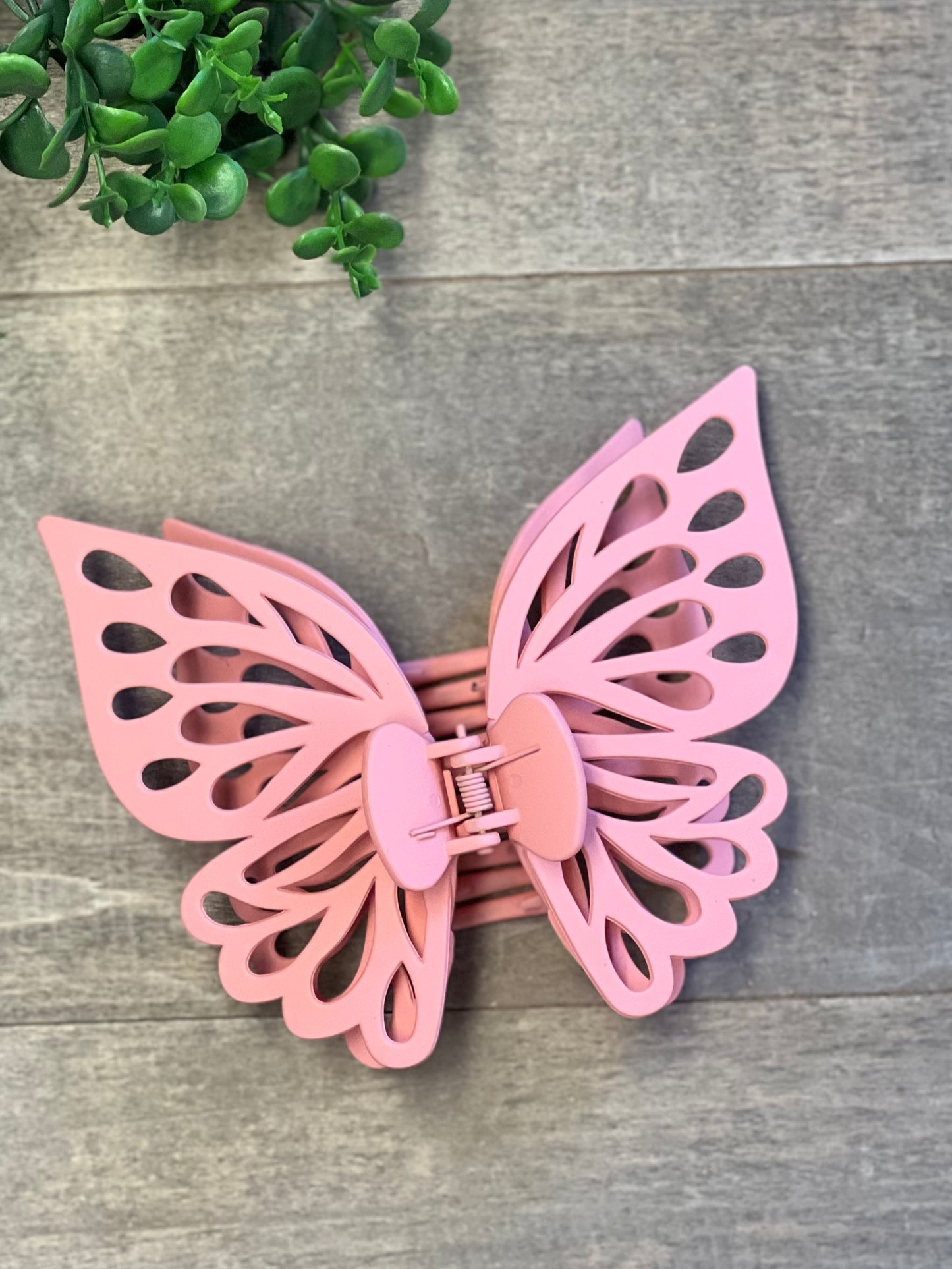 Large Butterfly Claw Clip - 5 Colors